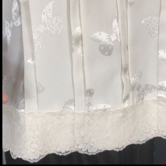 Vintage Off White Pleated Front Top With Bows - Picture 10 of 16